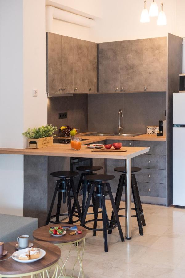 Blue Ark Boho Stay At Acropolis Atene Esterno foto