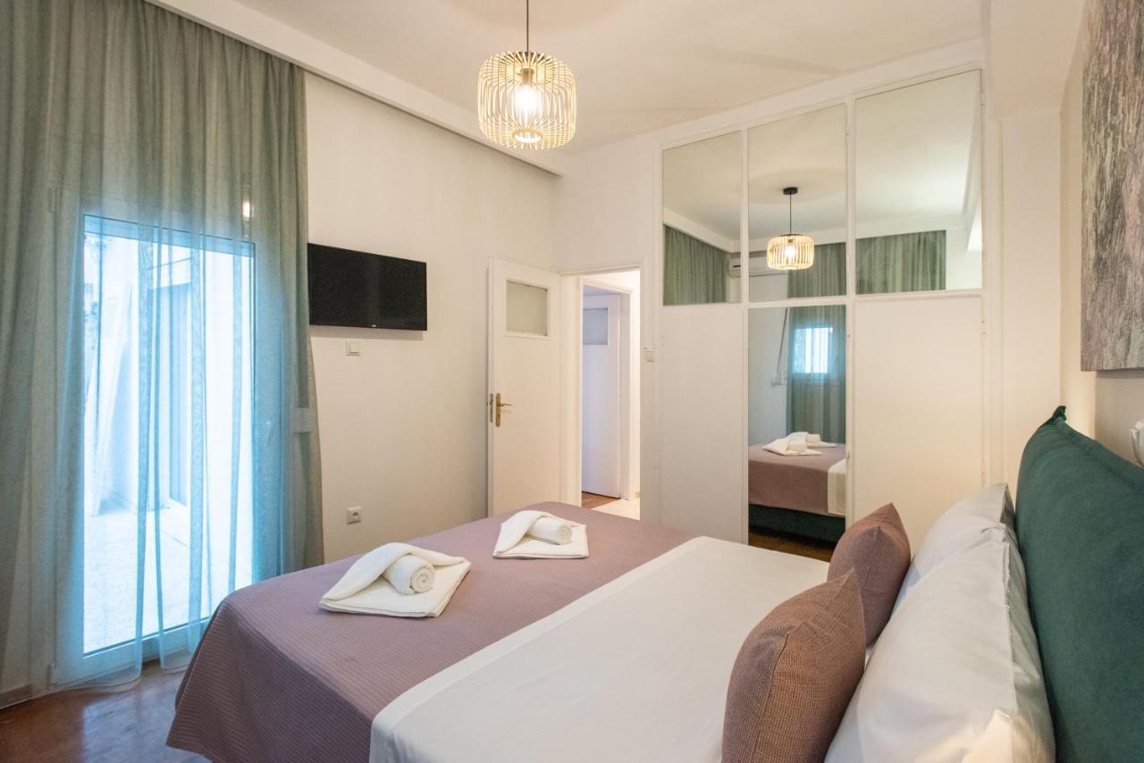 Blue Ark Boho Stay At Acropolis Atene Esterno foto